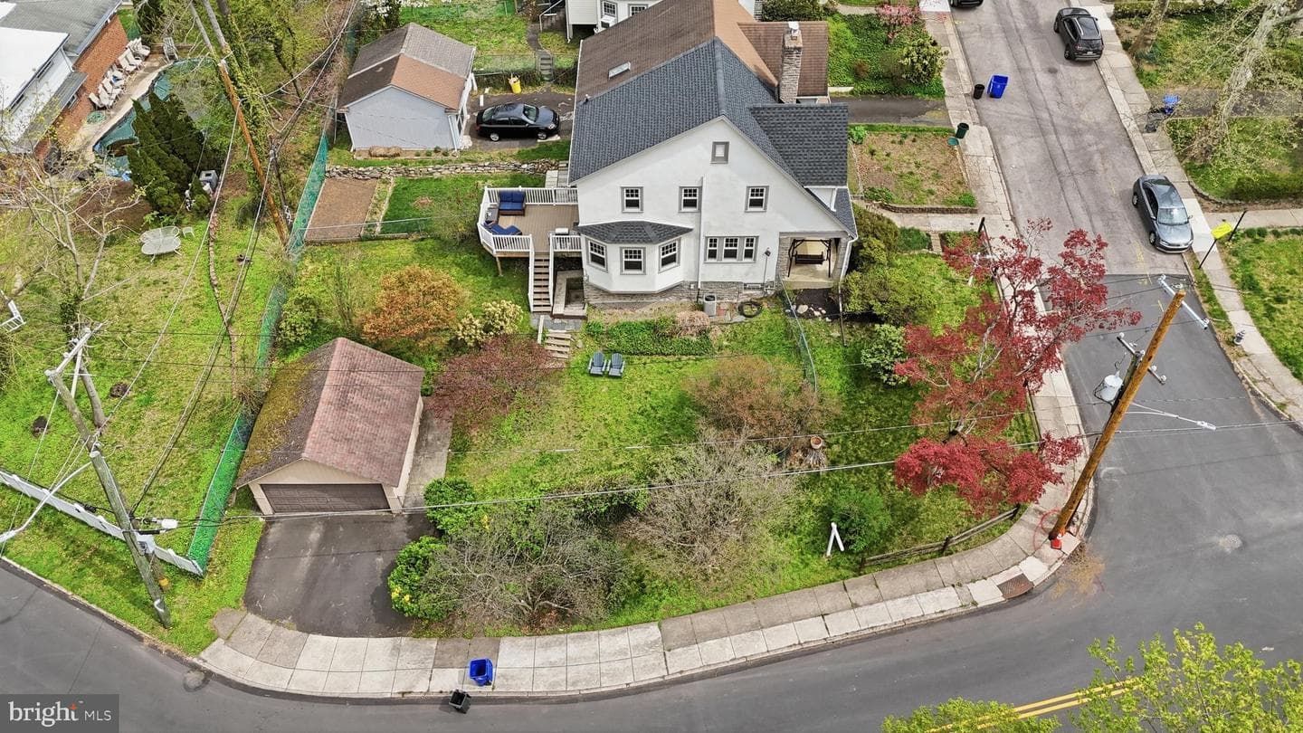 855 Elkins Avenue photo 33