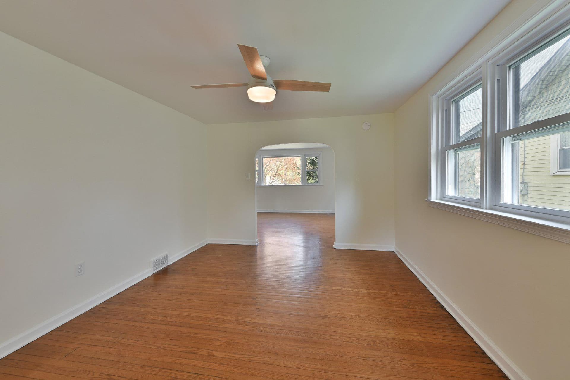 134 Shelmire Street photo 8