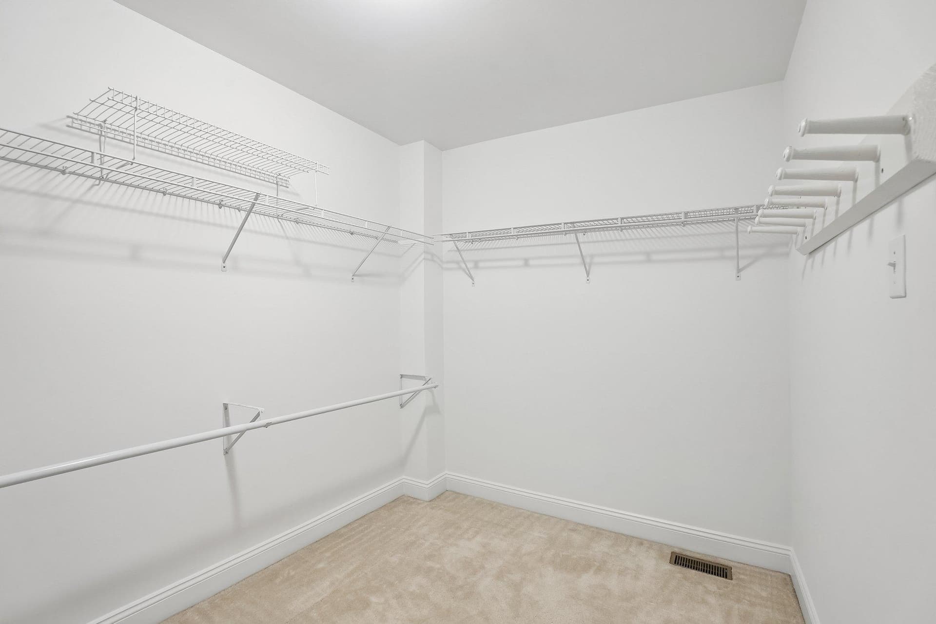 310 Barefield Lane photo 16
