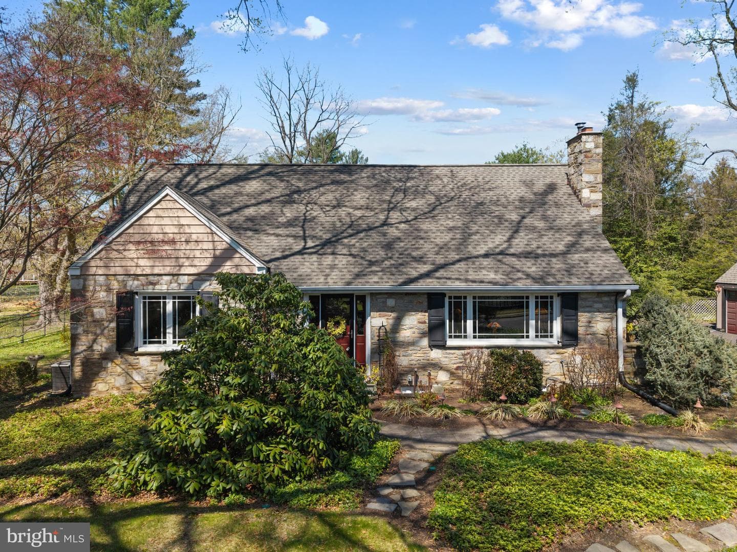 1946 Washington Lane