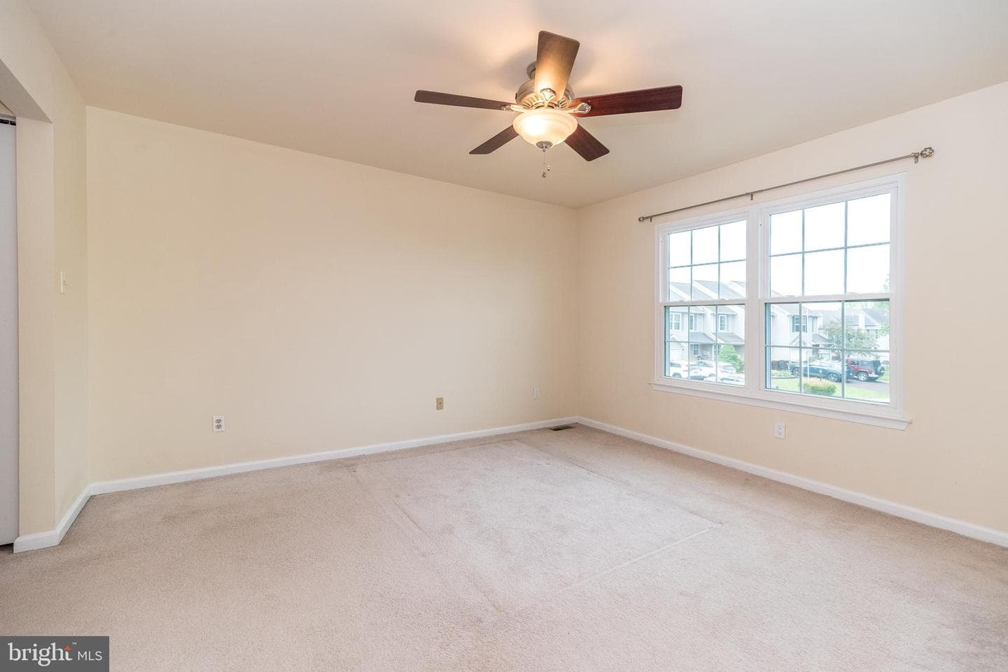 177 Seckel Court photo 31