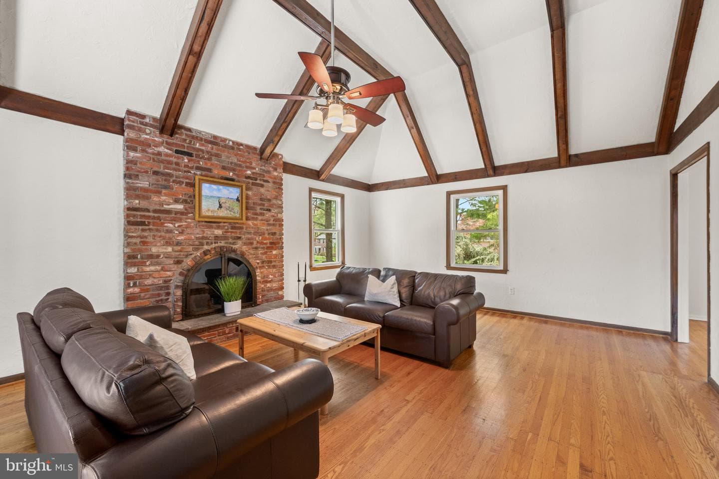 296 Barwynne Road photo 20