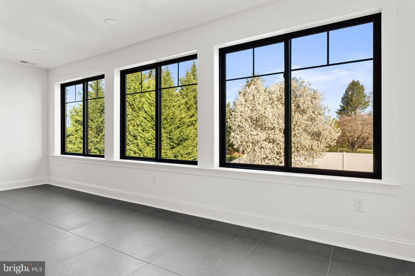 340 Anderson Road photo 100