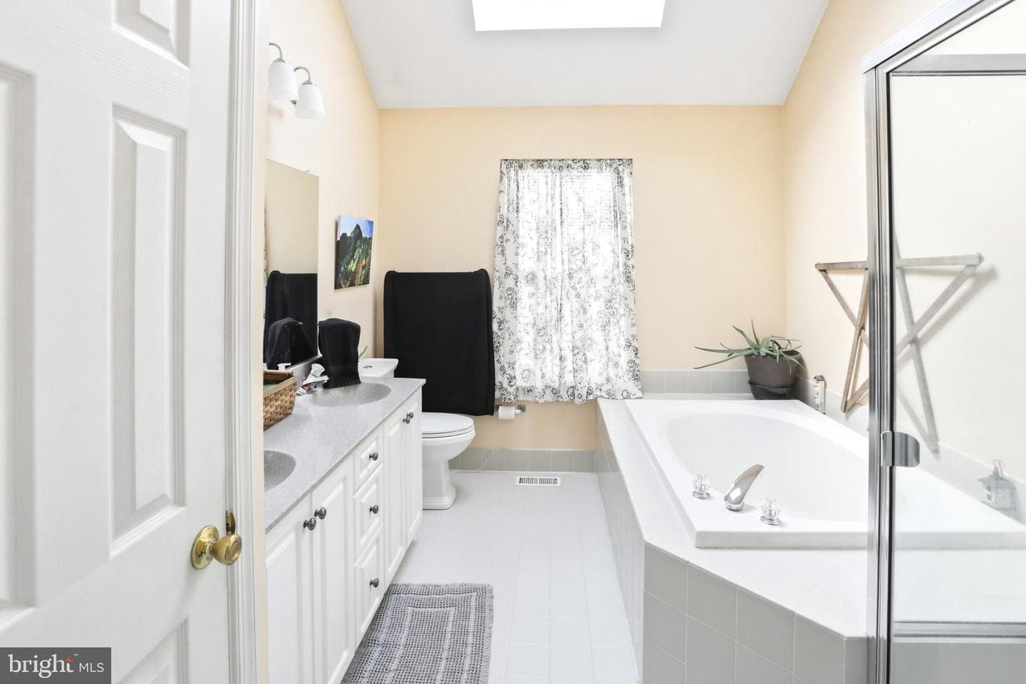 2656 Romig Road photo 40