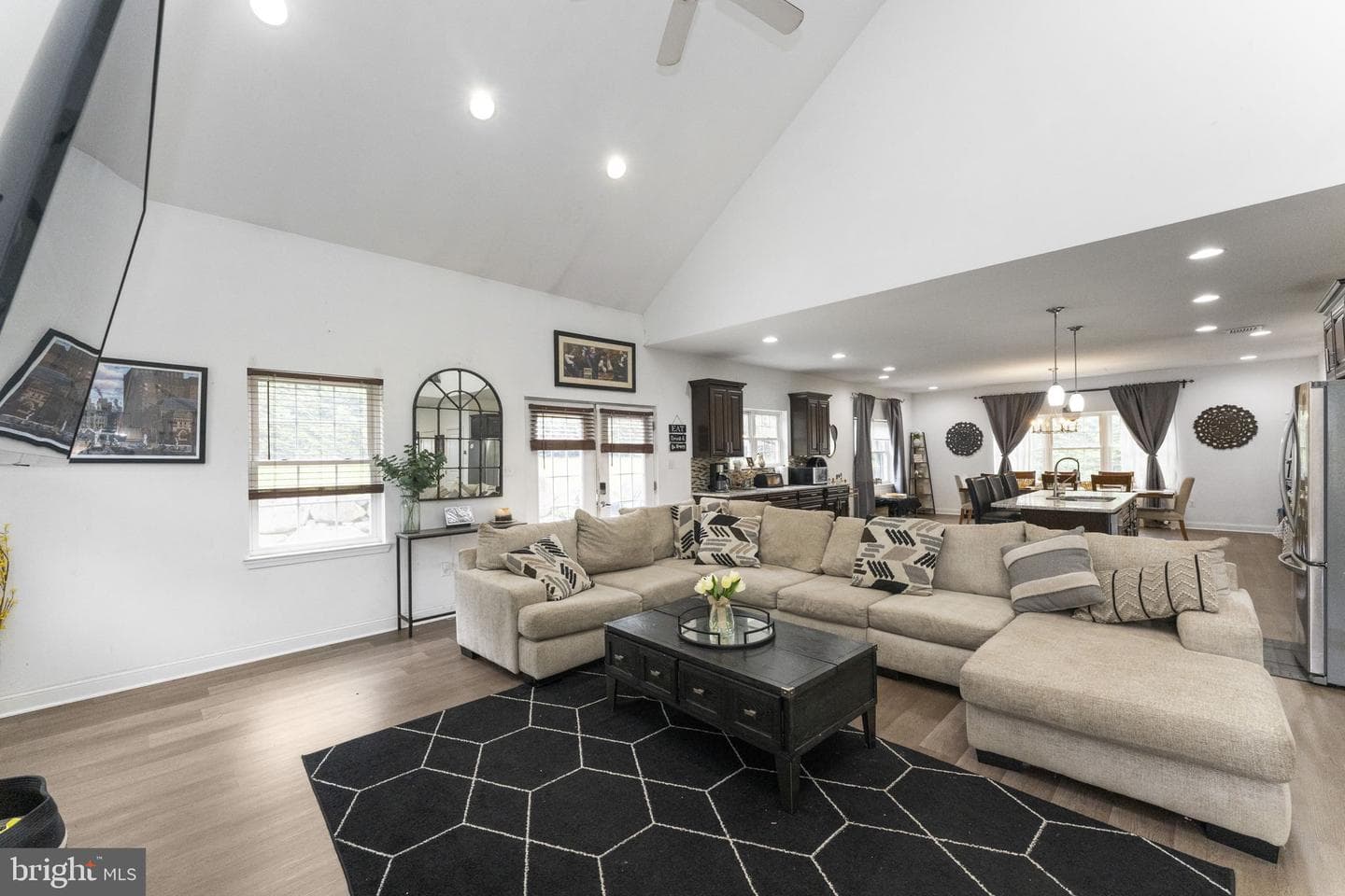 1404 New Hope Street photo 8
