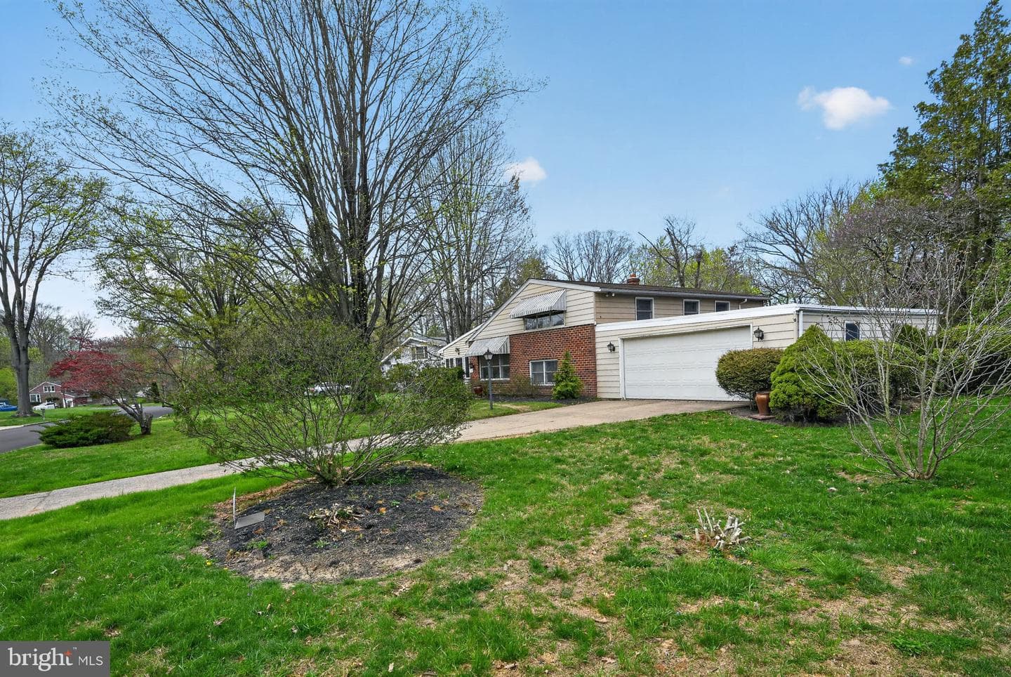 50 Ivy Lane photo 2