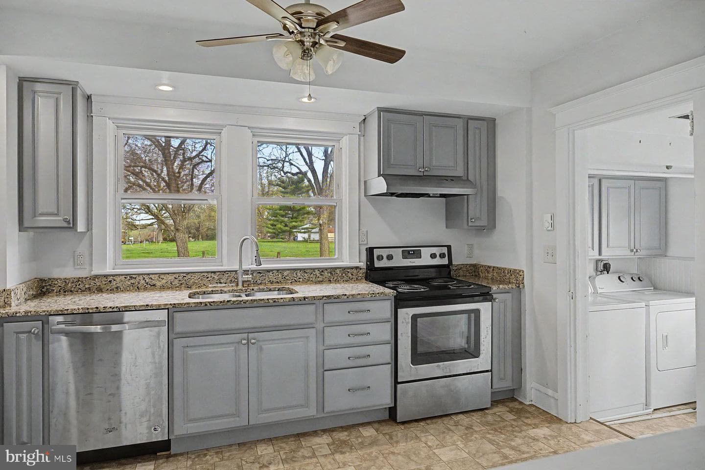 1261 Snyder Road photo 10