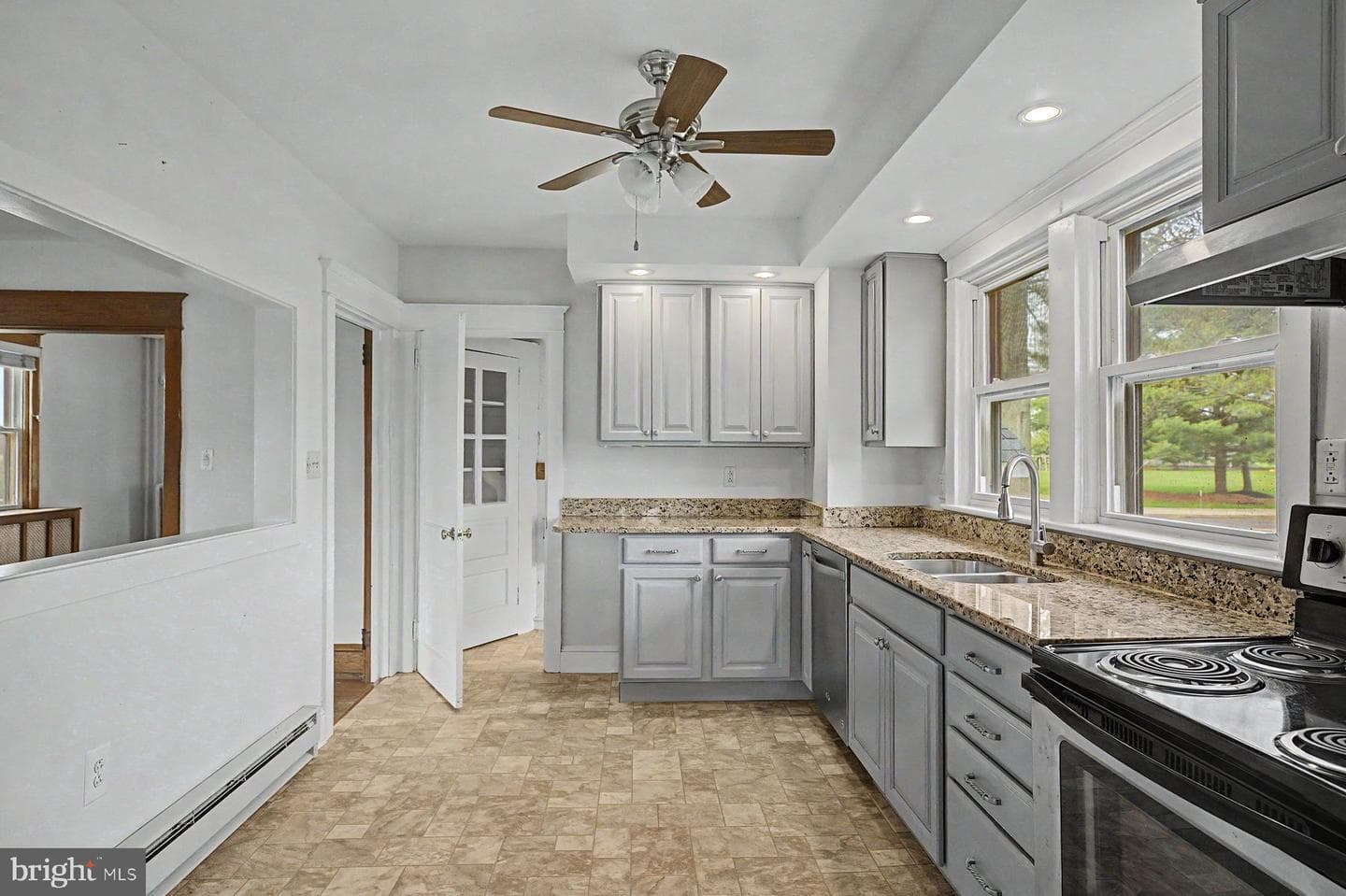 1261 Snyder Road photo 9