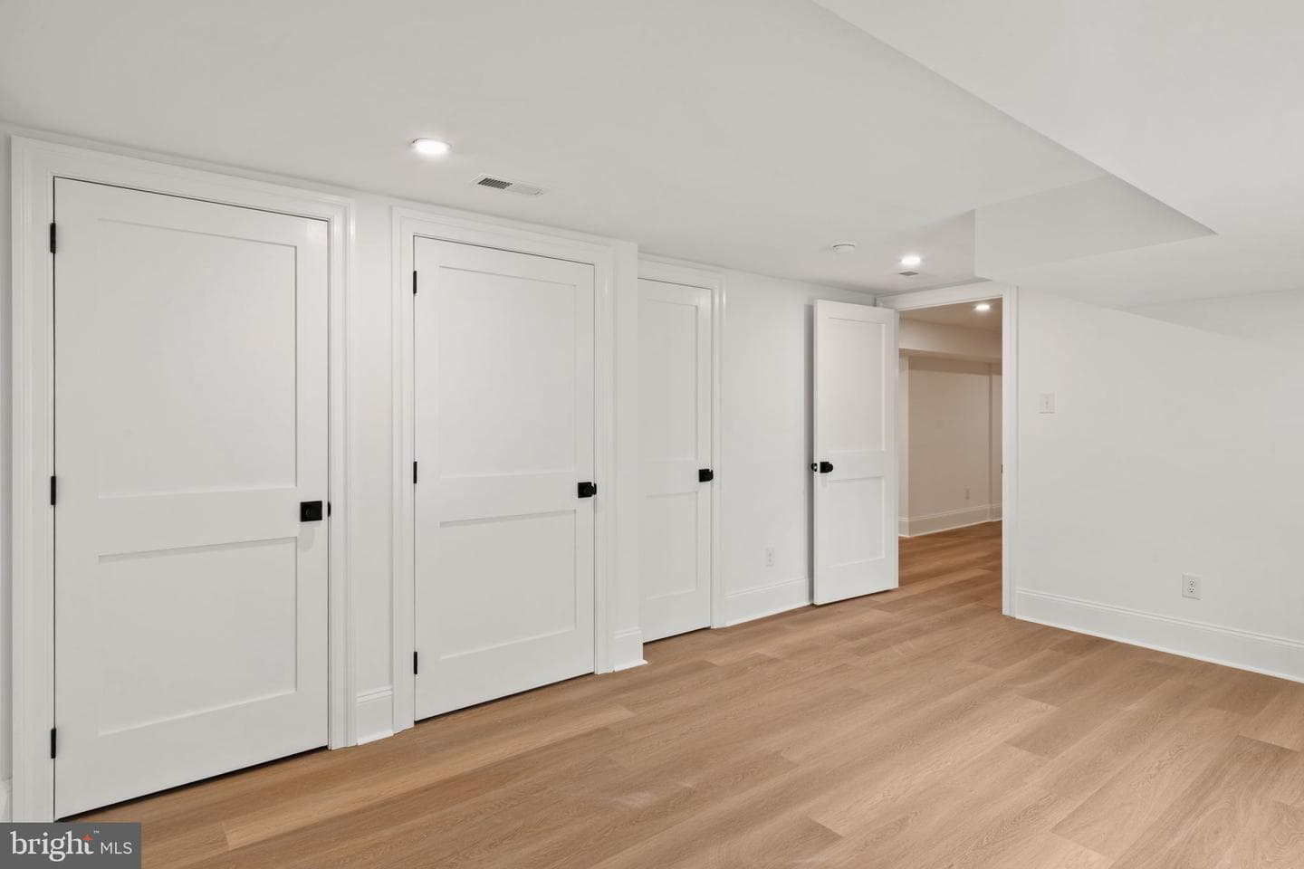 13 Elmwood Avenue photo 51