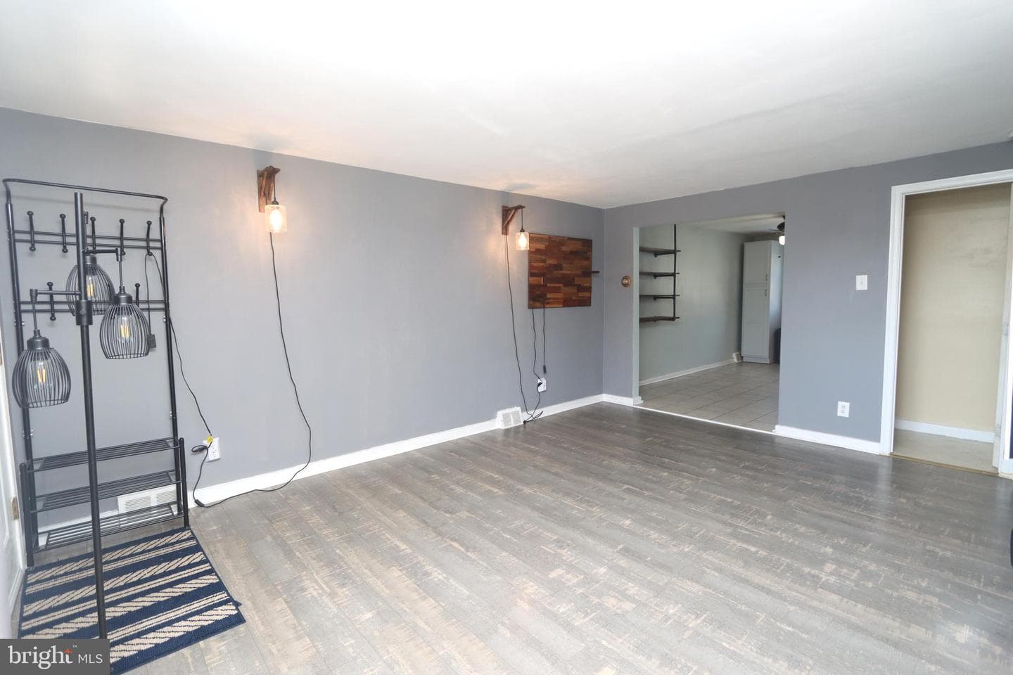 1012 Wells Street photo 6