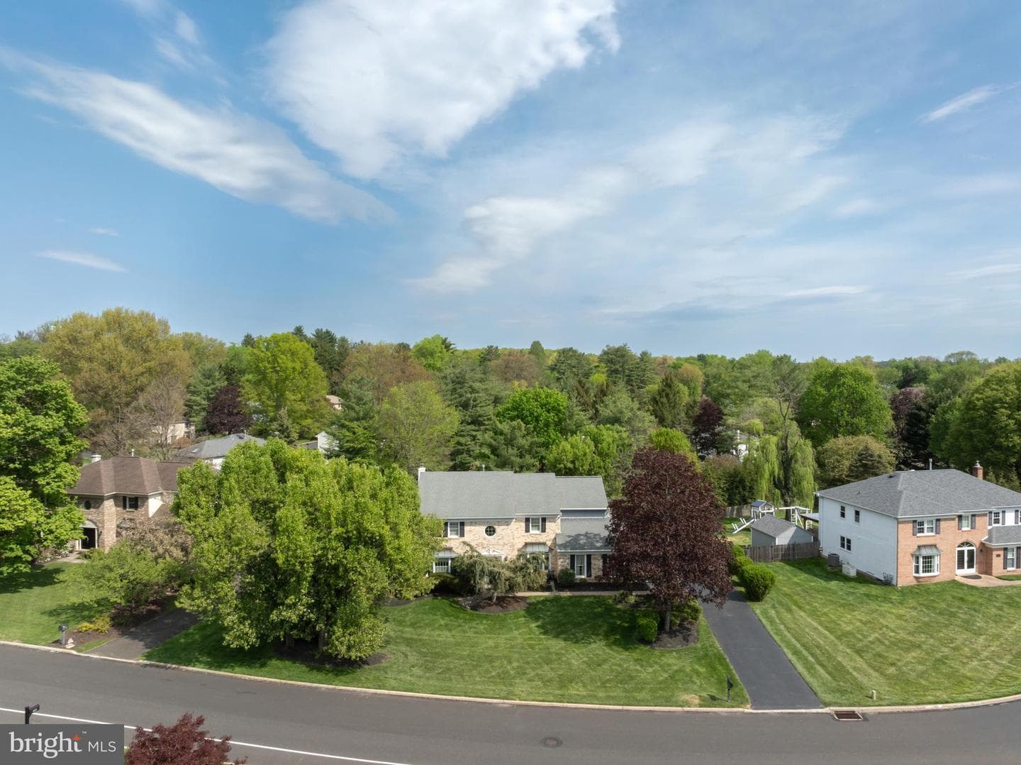 492 Brights Lane photo 36