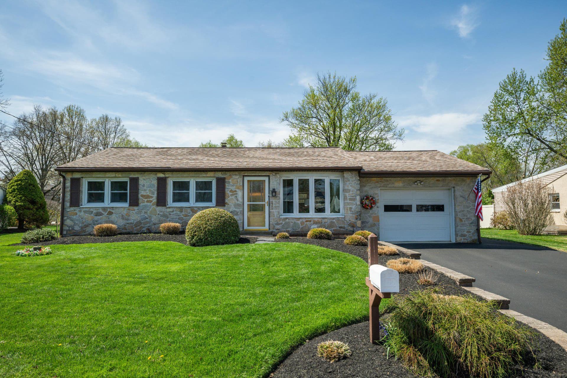 1320 Woodside Avenue photo 3