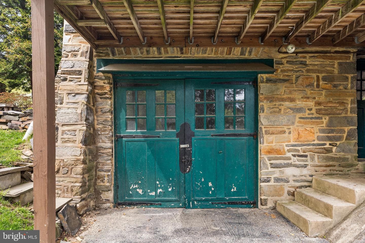 16 Radcliff Road photo 40