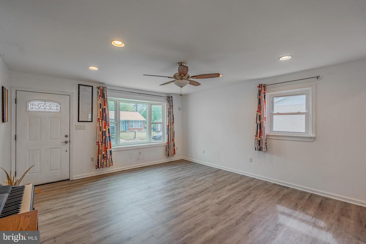 1032 East Avenue photo 3