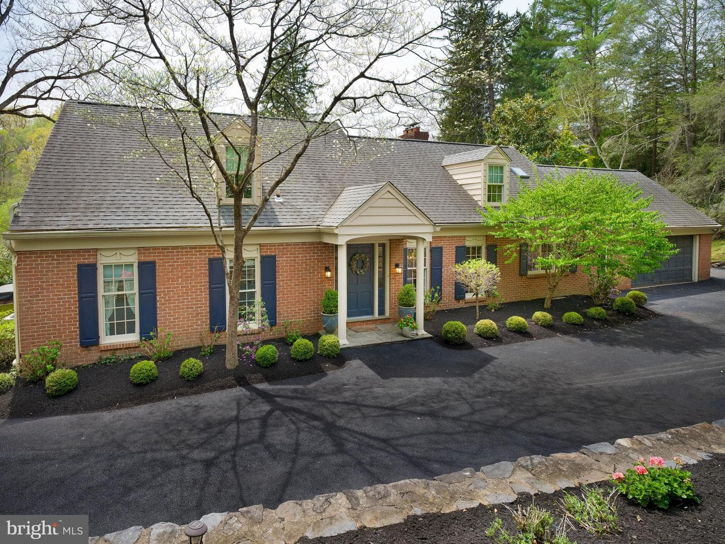 415 Dove Lake Road photo 8
