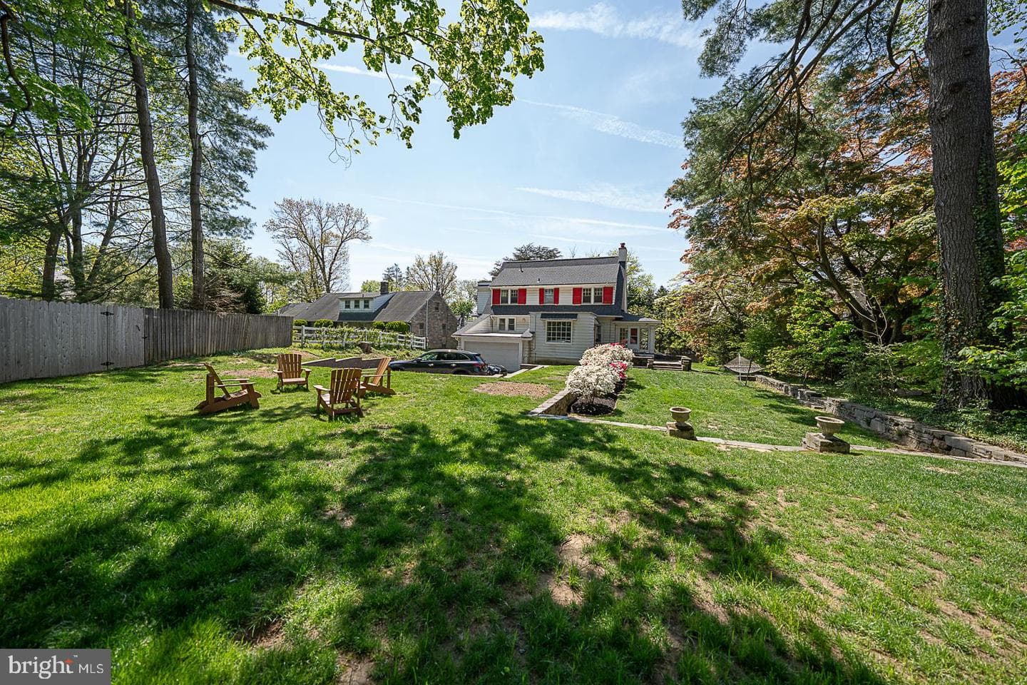 1121 Montgomery Avenue photo 9