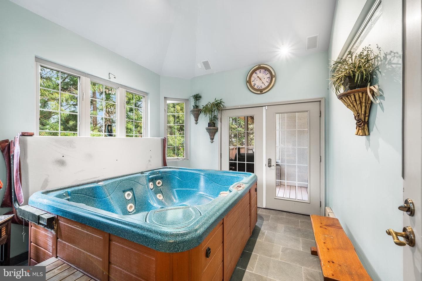 1416 Harry Street photo 19