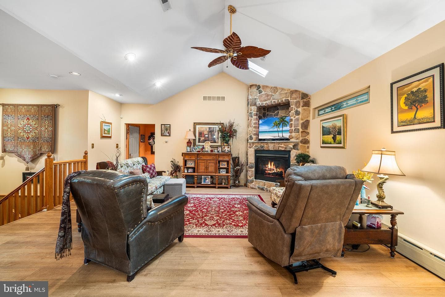 1416 Harry Street photo 9