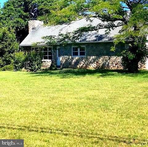 1070 Main Street photo 5