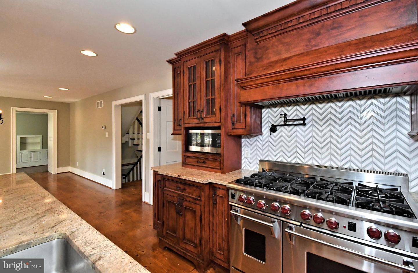 673 Spring Mount Road photo 9