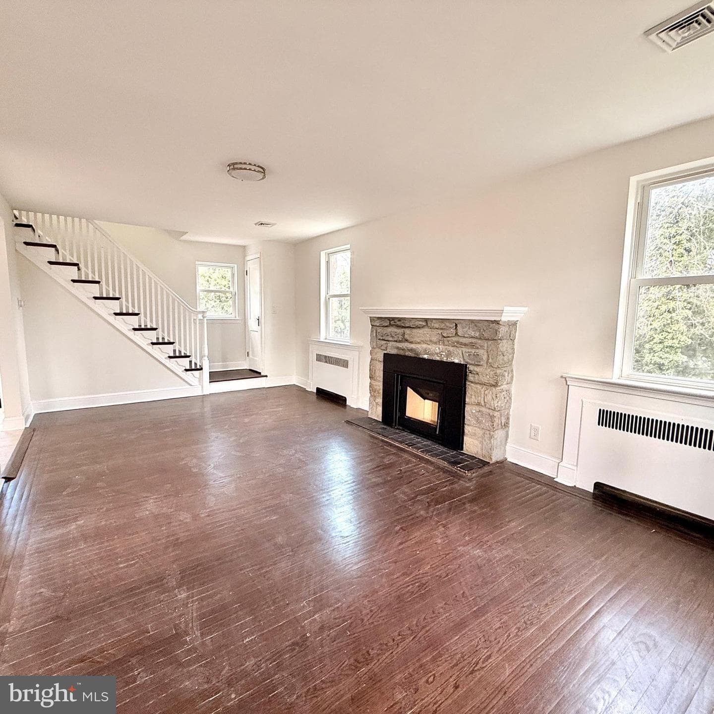 320 Short Ln photo 14