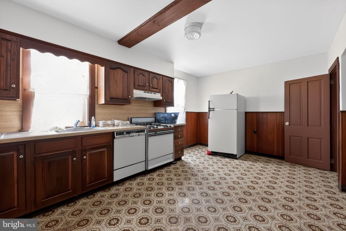 113 S Chestnut Street photo 12