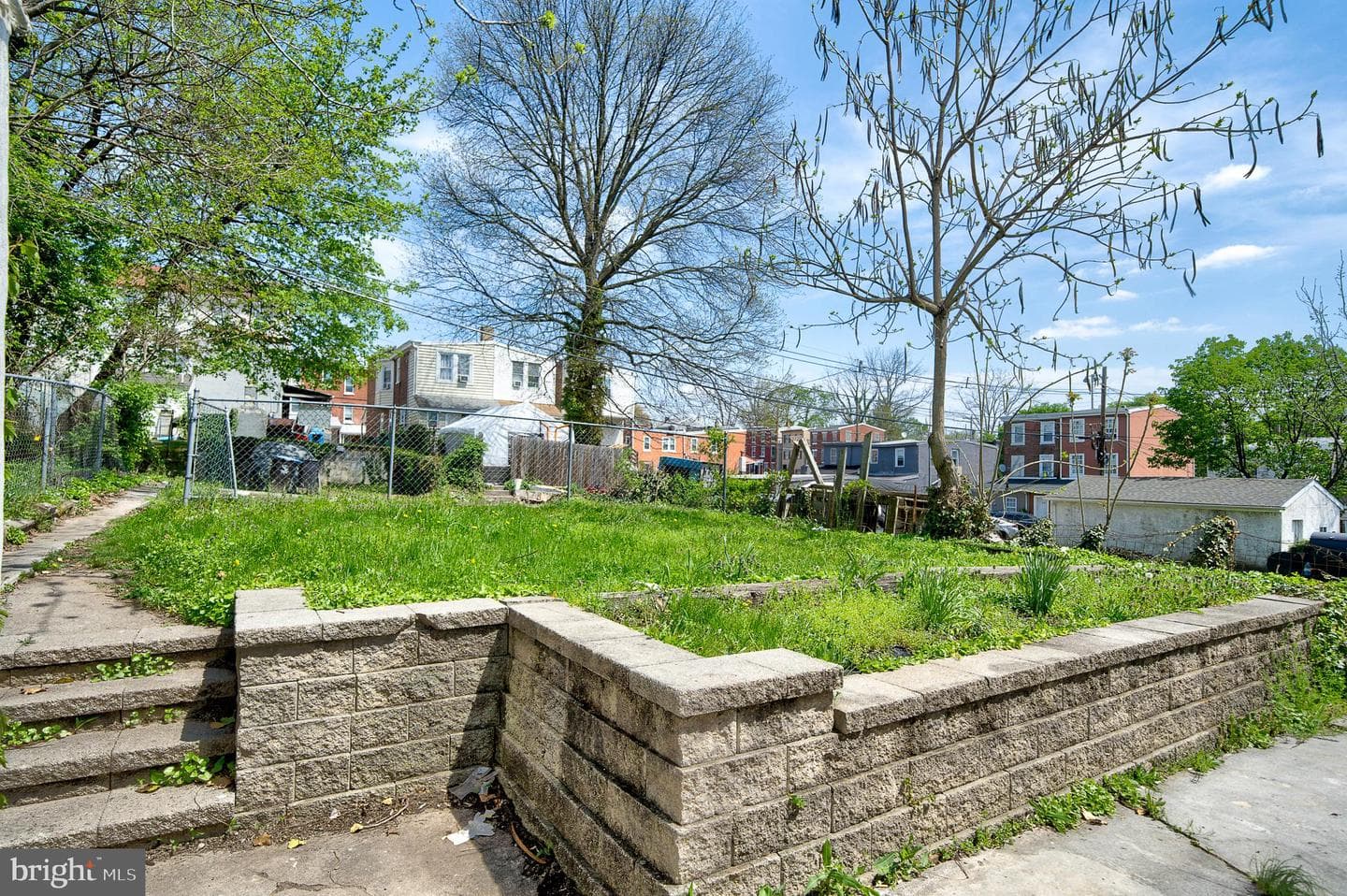 241 Chestnut Street photo 6