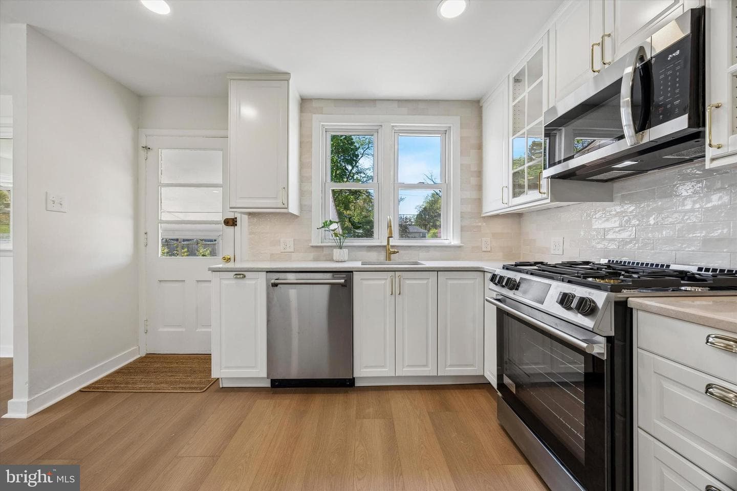 1803 Harris Road photo 9