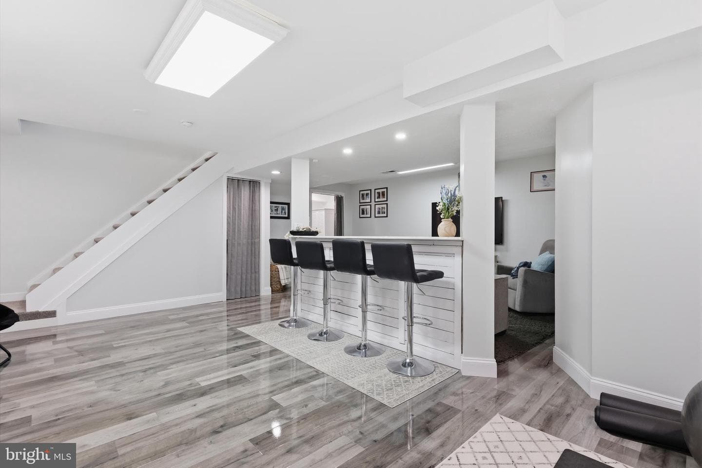 73 Saratoga Way photo 28