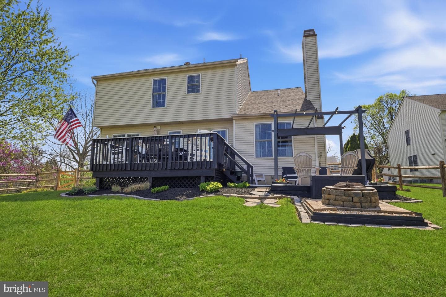 73 Saratoga Way photo 37