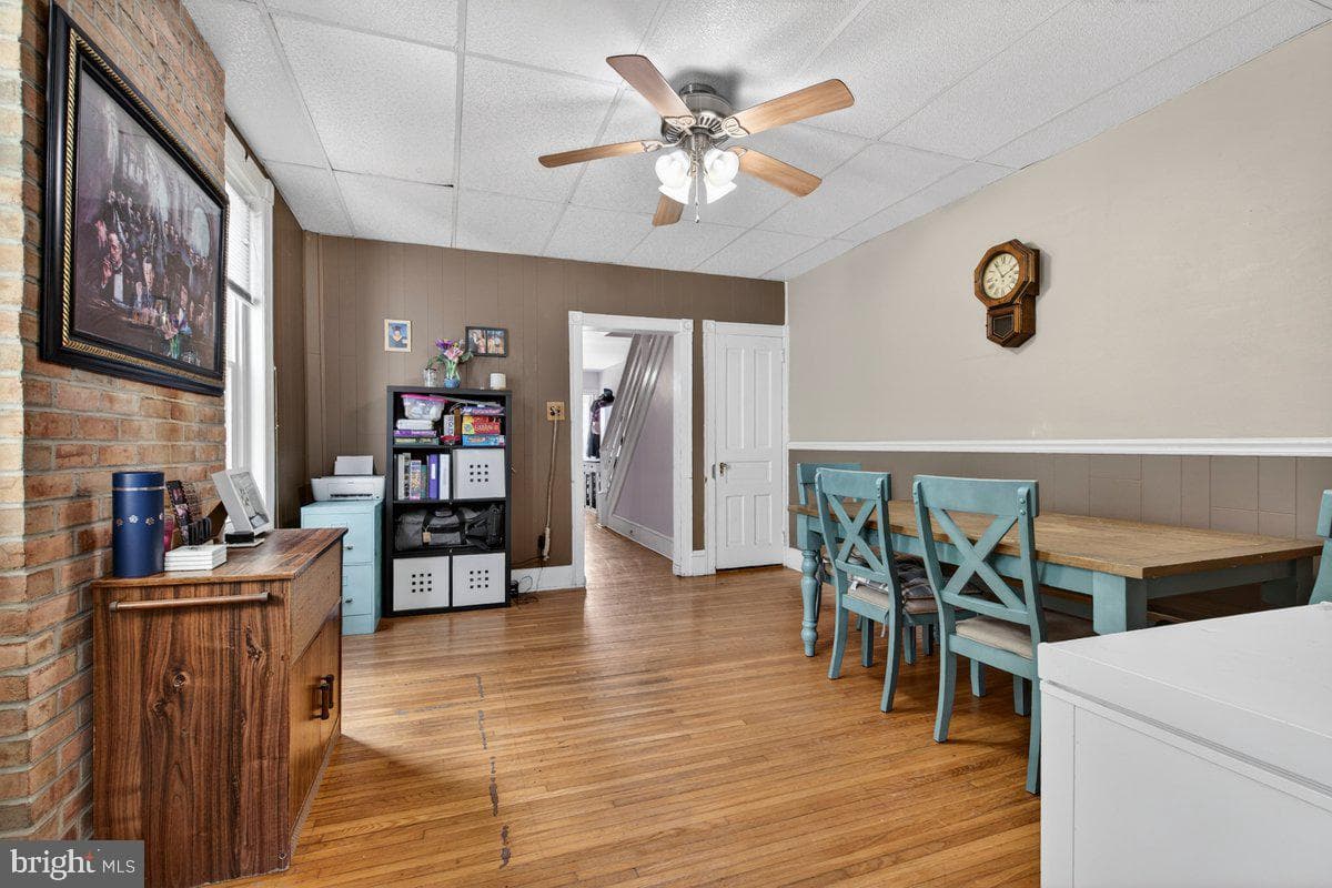 307 Spring Street photo 12