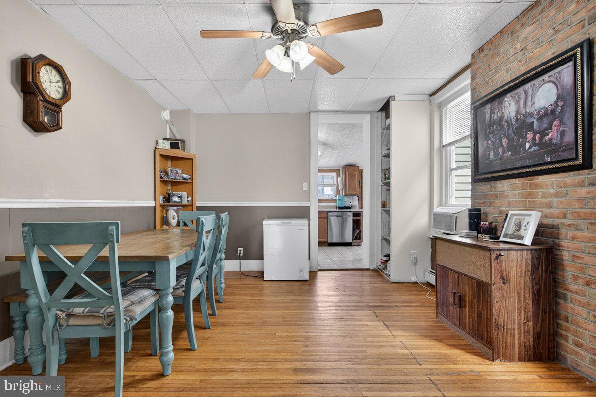 307 Spring Street photo 14