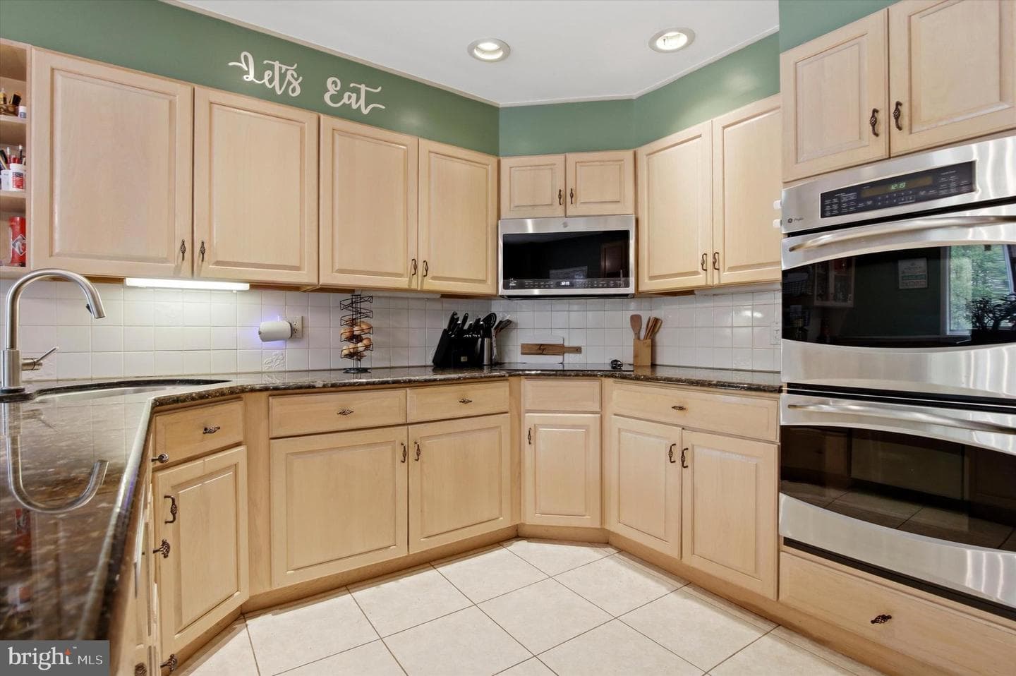 244 Kirk Drive photo 10
