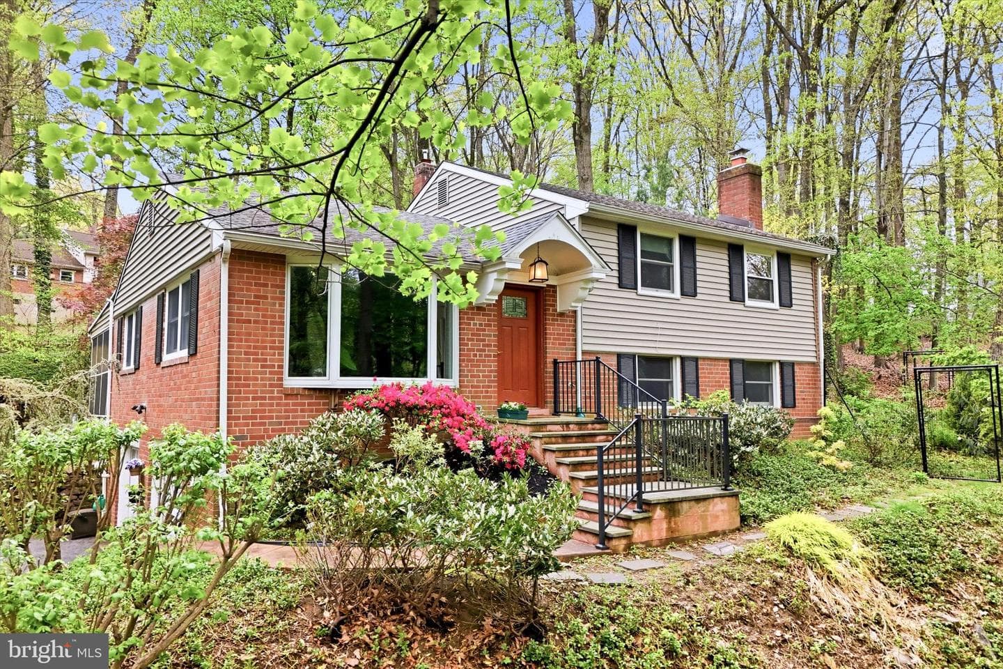 573 Brookwood Road photo 2