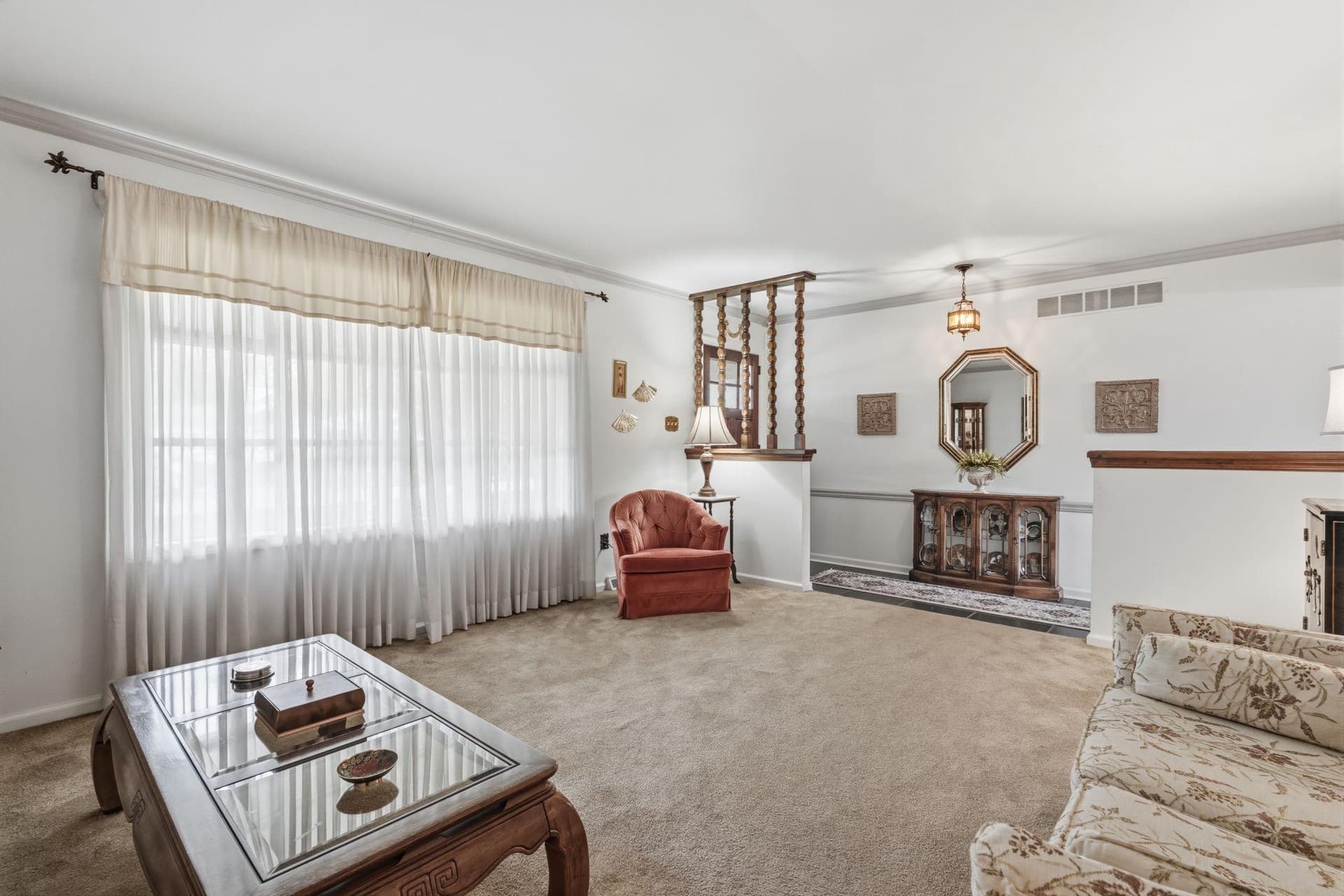 226 Silvestri Drive photo 8