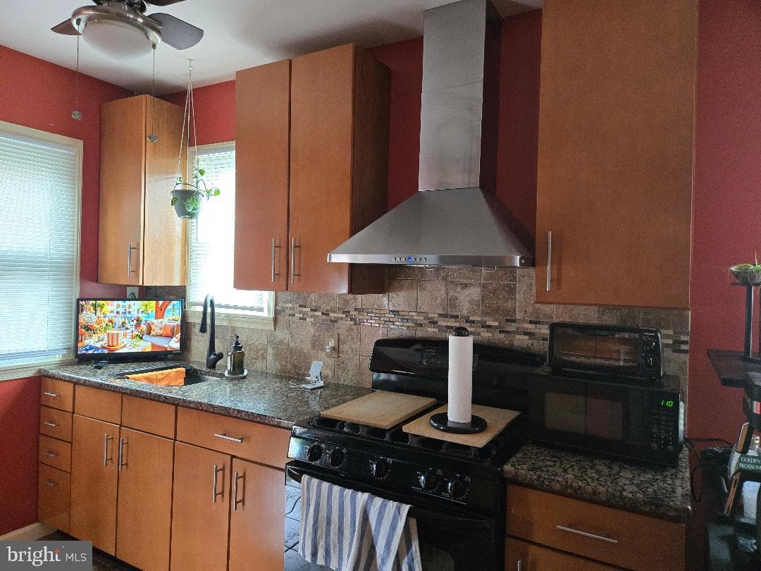 424 Woodlawn Avenue photo 5
