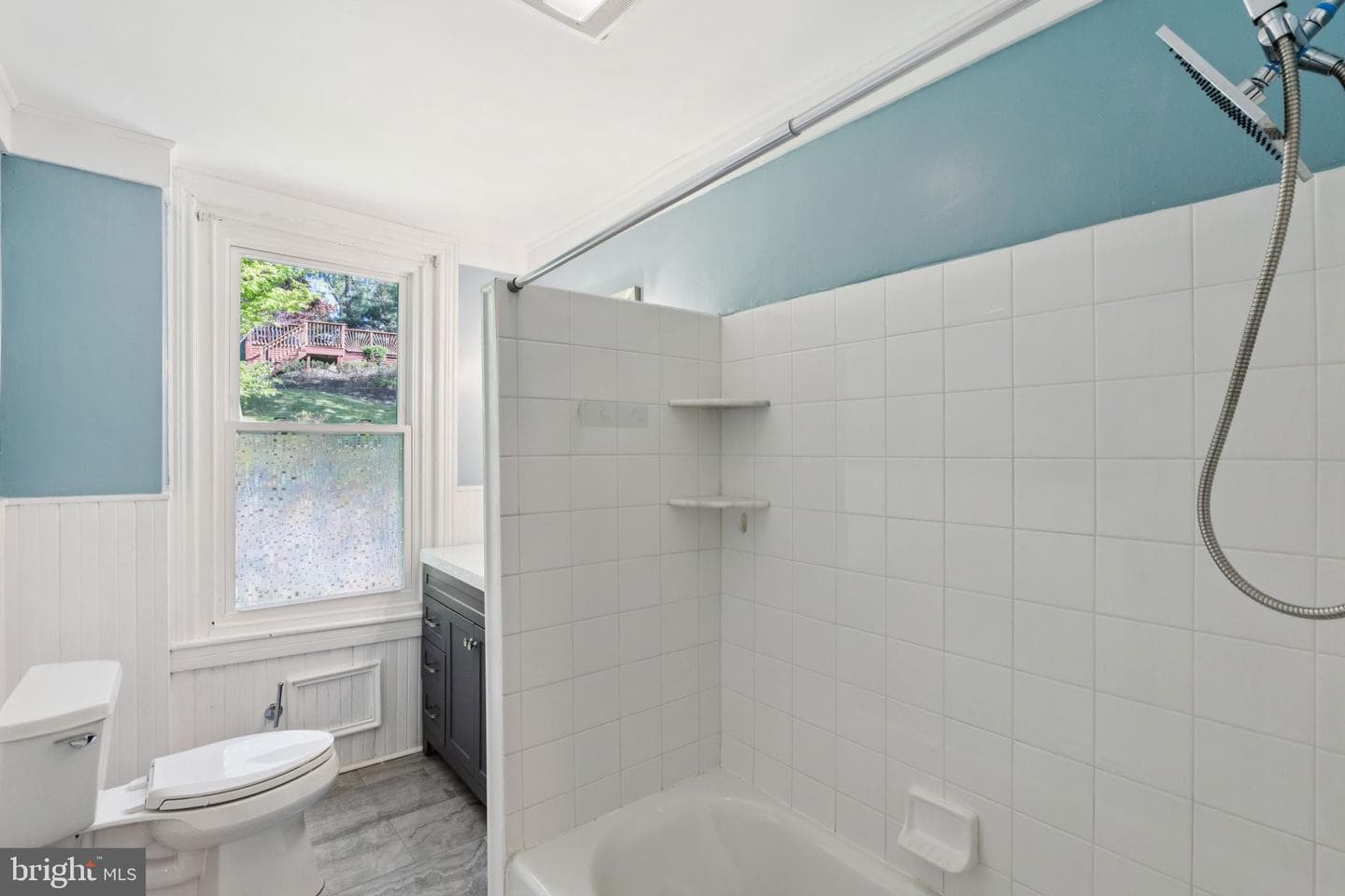 151 Greenwood Ave photo 21
