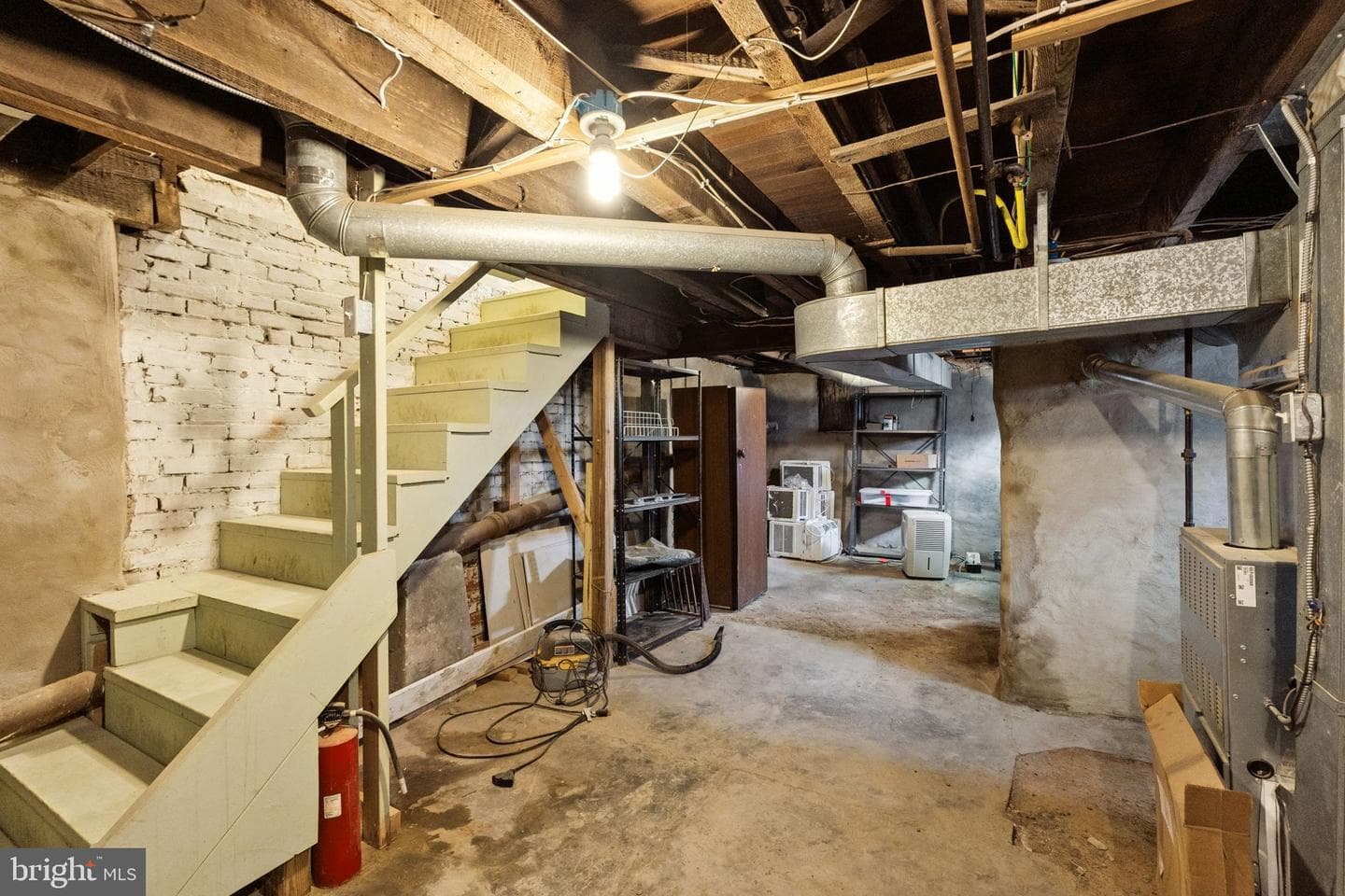 151 Greenwood Ave photo 32