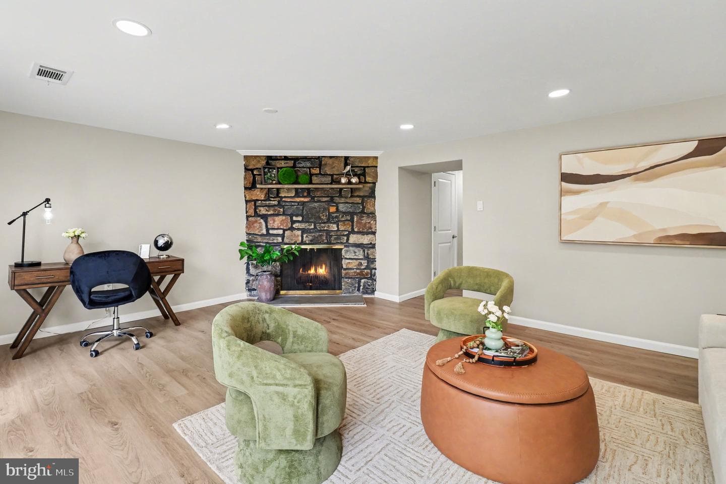 7804 Louise Lane photo 26