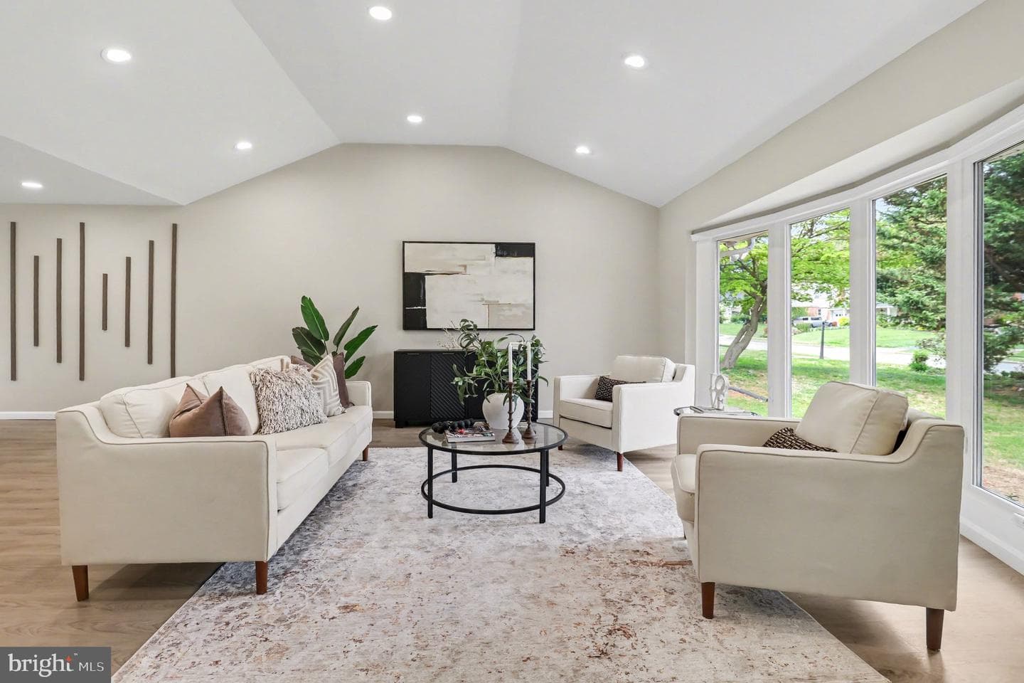 7804 Louise Lane photo 7