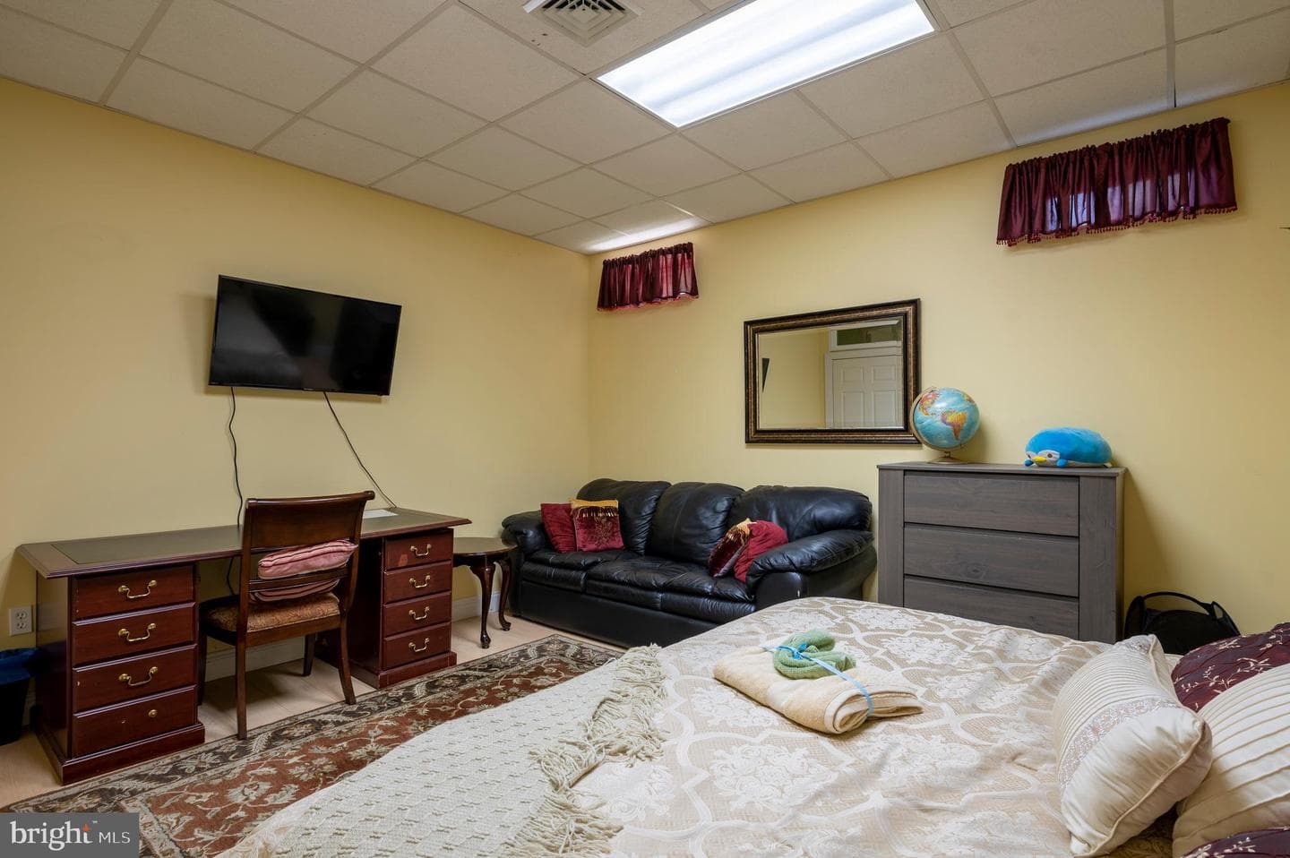 690 Allendale Road photo 25