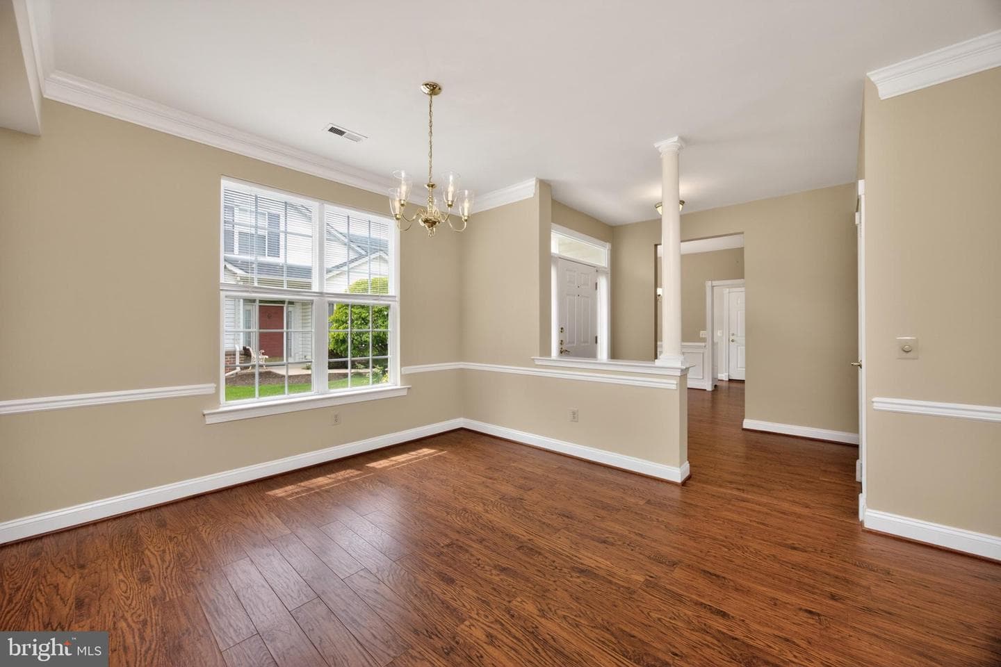 66 Newbury Way photo 9