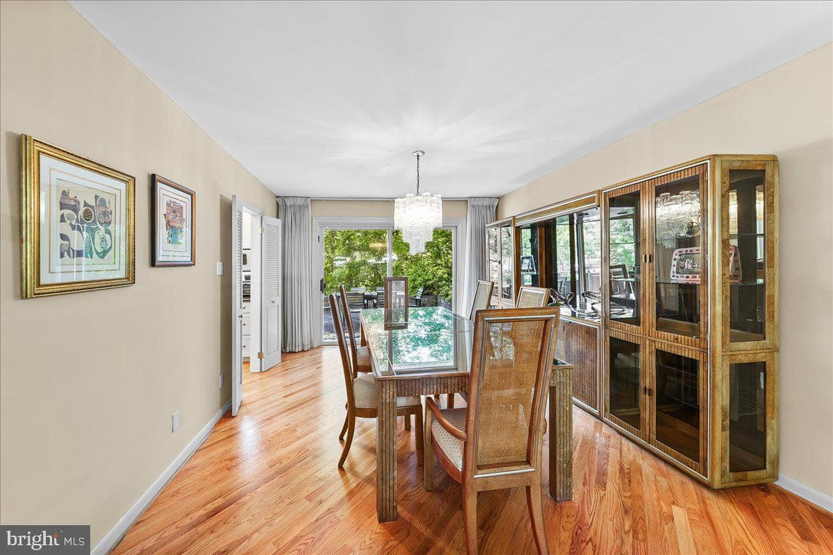 275 Barwynne Road photo 10