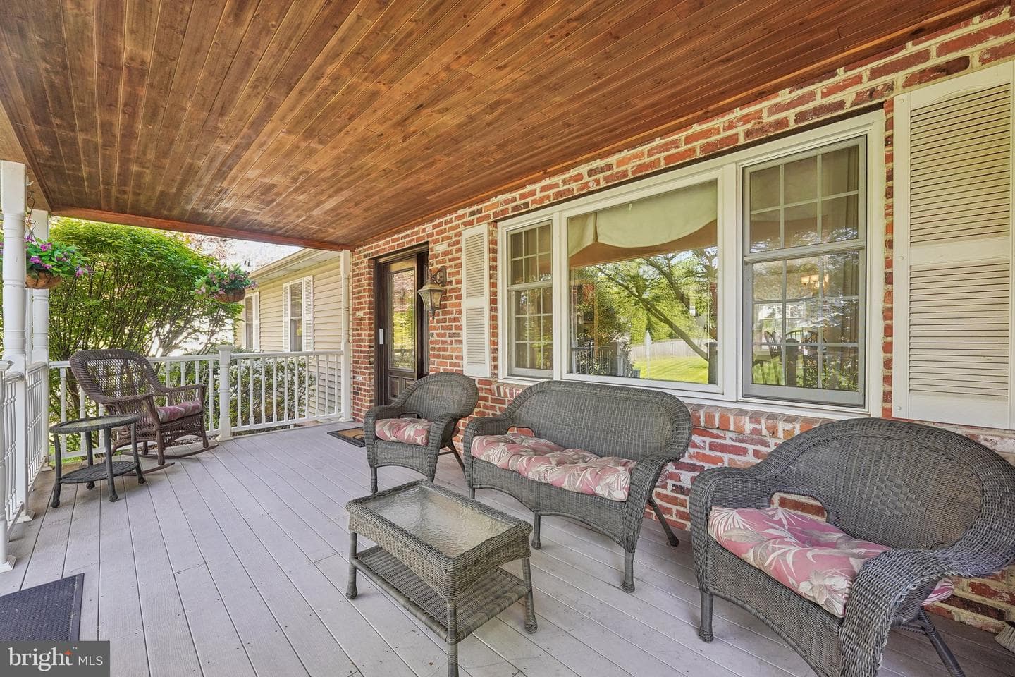 739 Ash Road photo 6