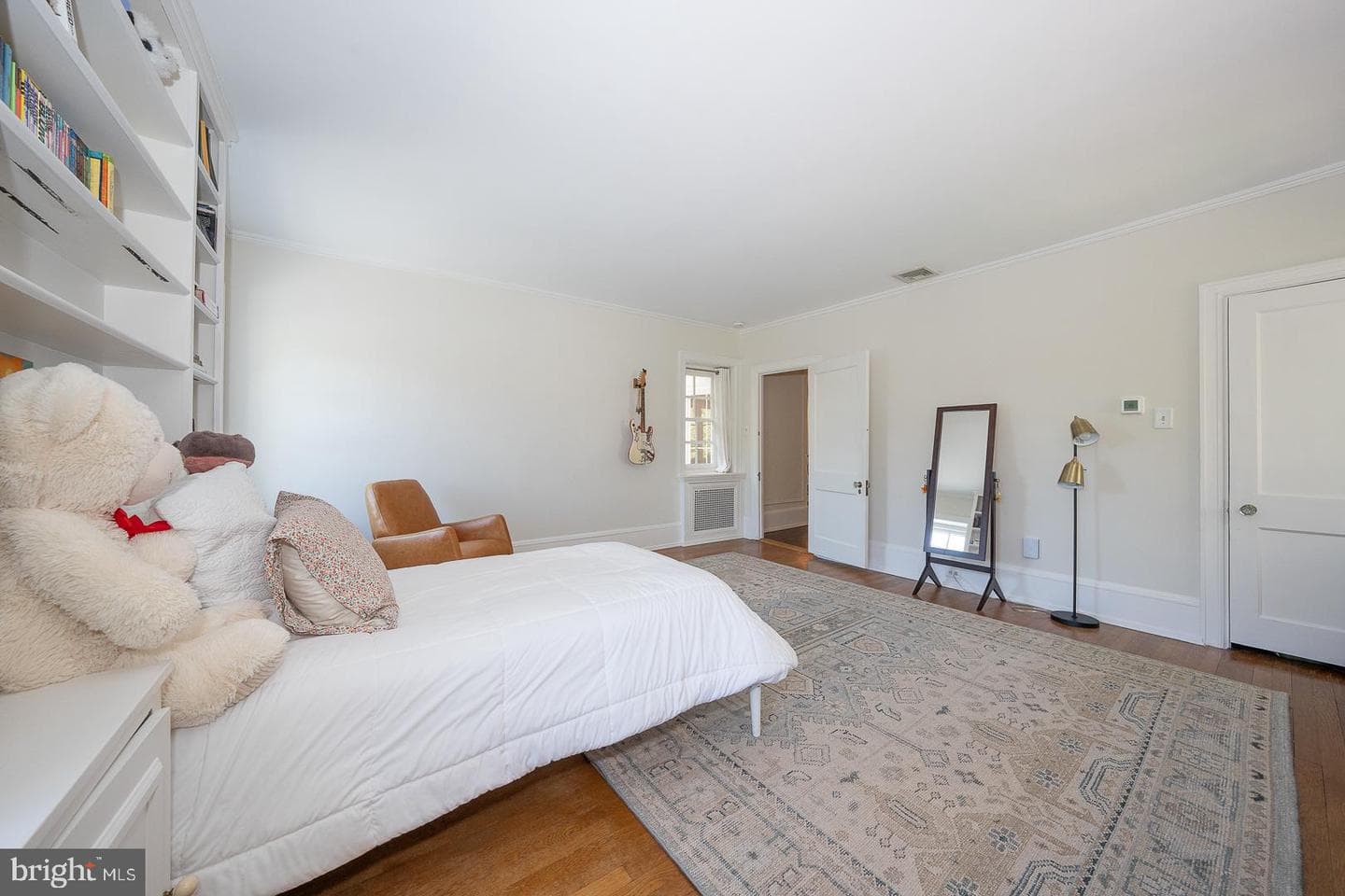 411 Wister Road photo 45