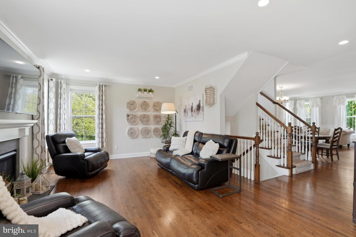 35 Dickinson Lane photo 17
