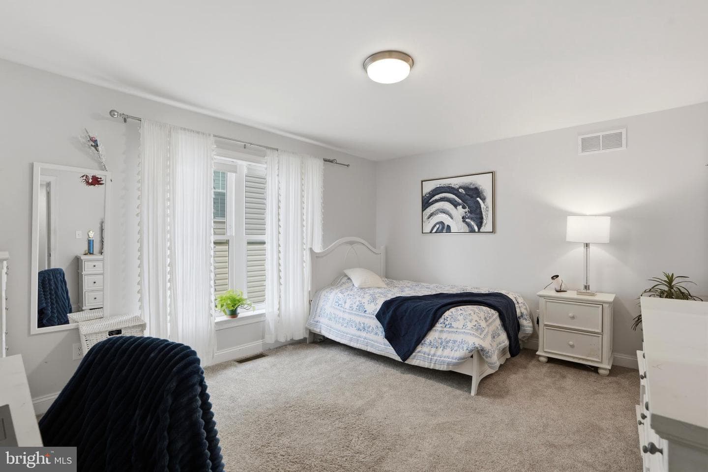 35 Dickinson Lane photo 27
