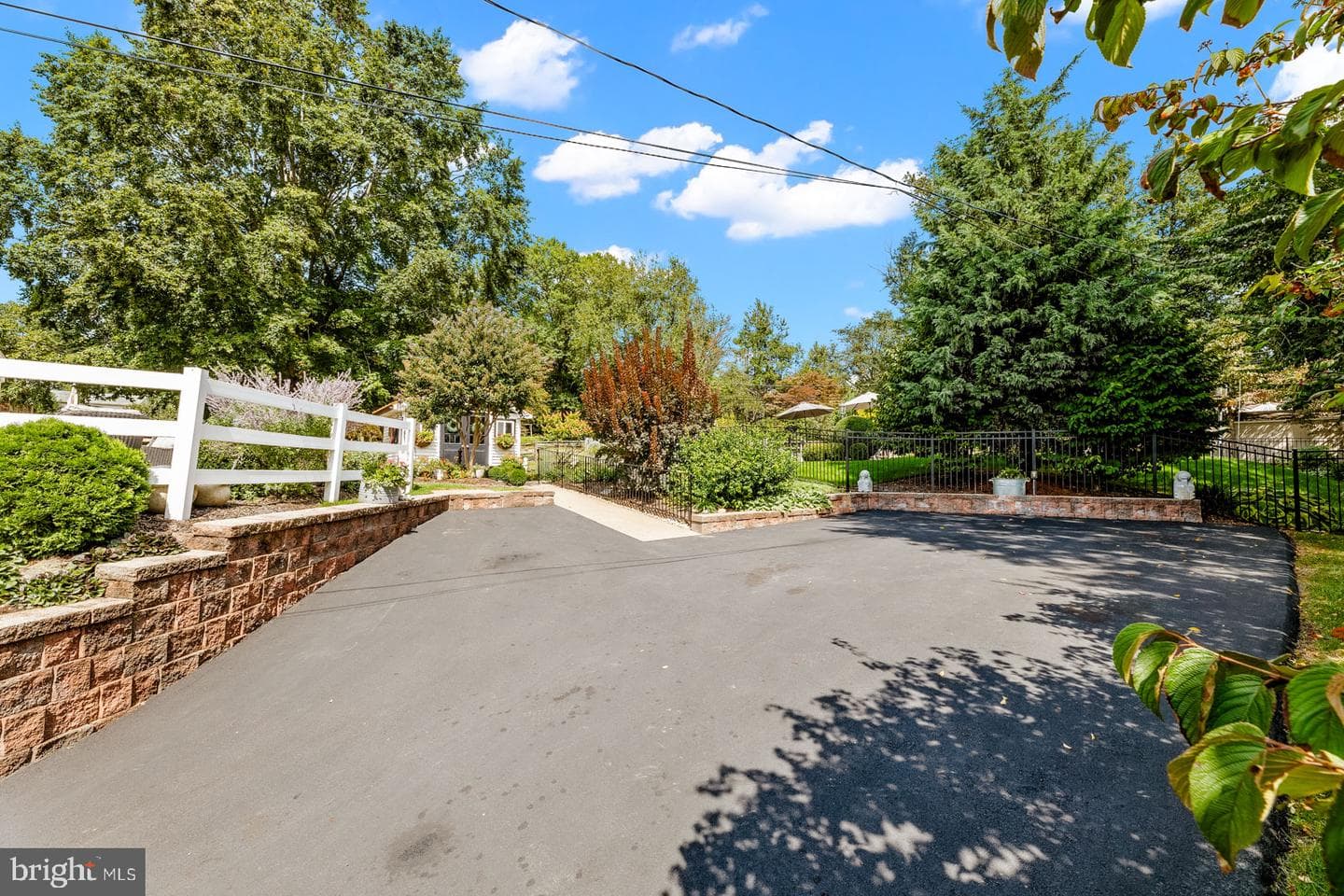 517 Georgian Road photo 75
