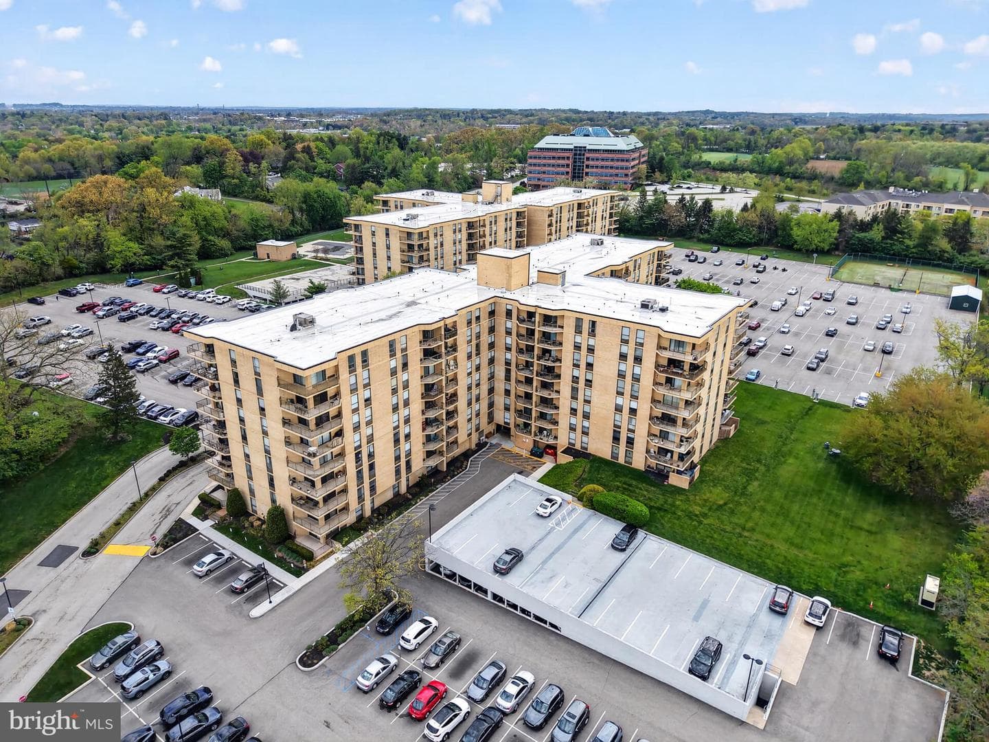 666 W Germantown Pike #2213