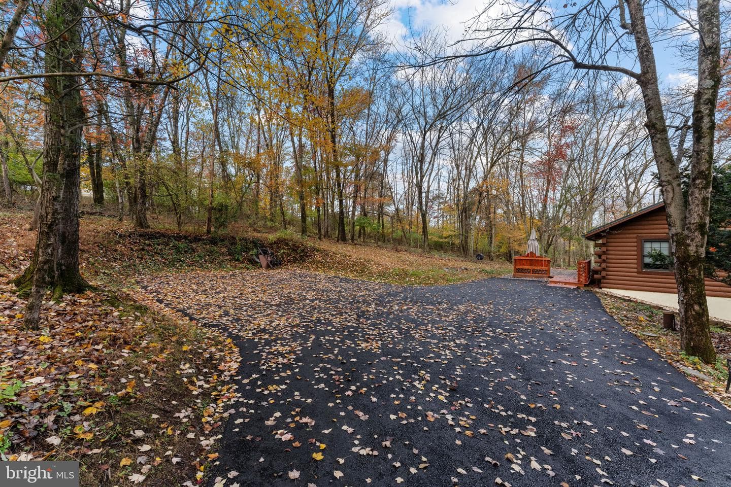 209 Township Line Road photo 4